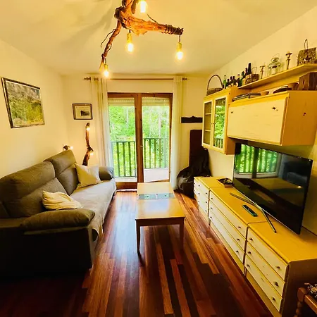 El Refugio De La Ardilla, Canfranc-estacion Apartamento *