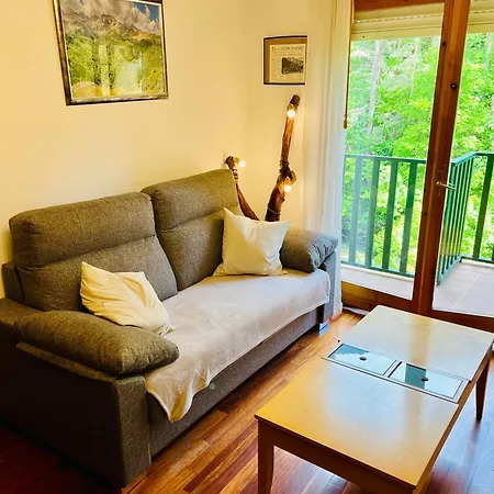 Apartamento El Refugio De La Ardilla, Canfranc-estacion *