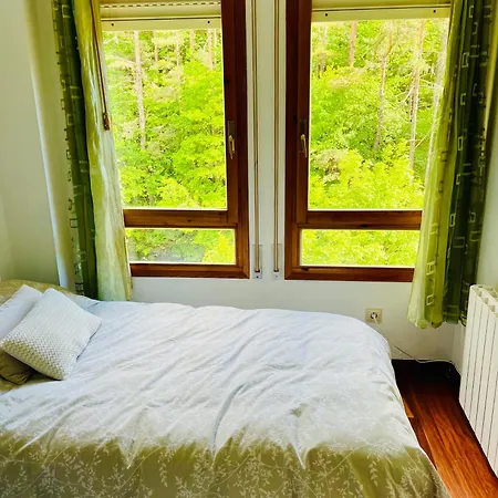 El Refugio De La Ardilla, Canfranc-estacion * كانفرانك